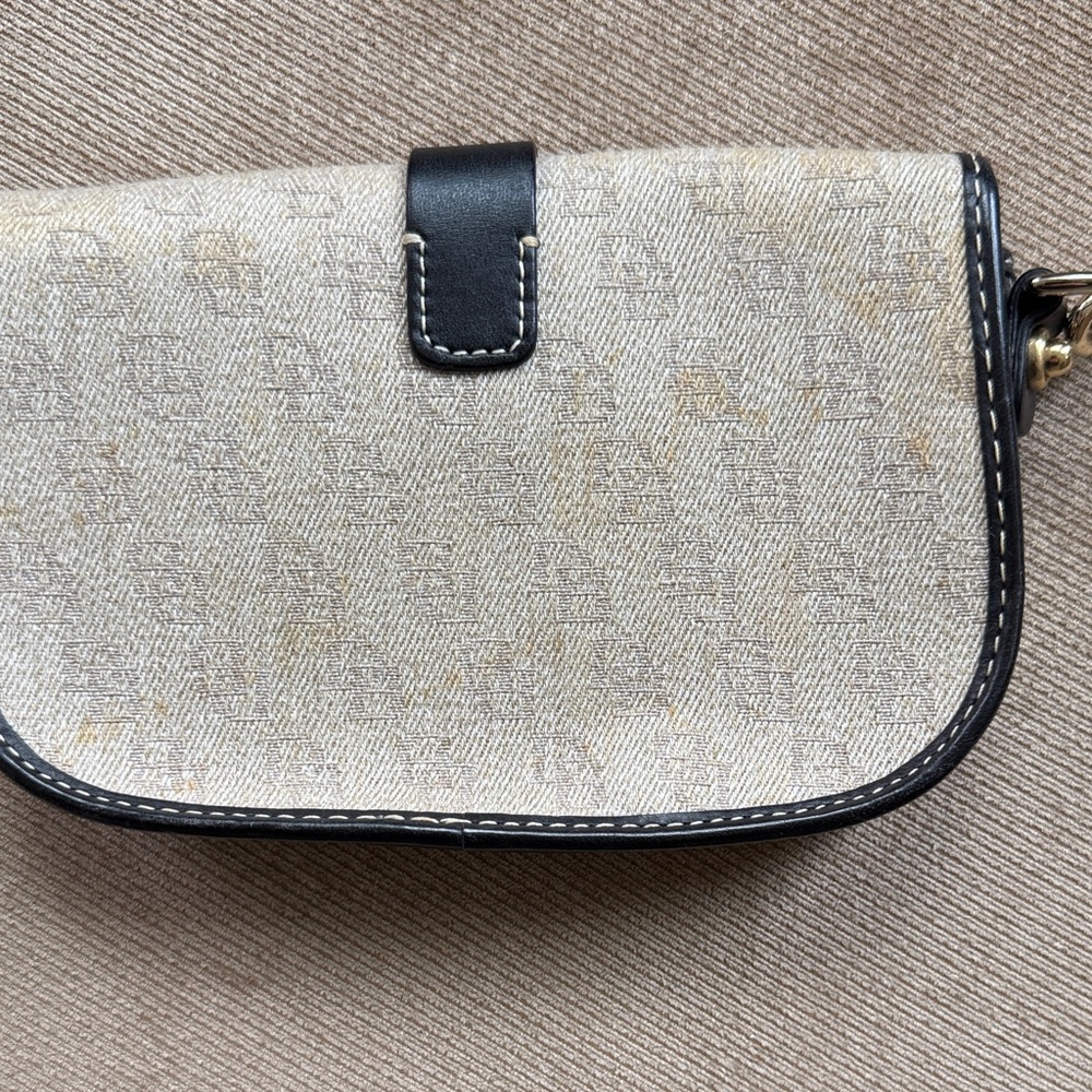 Dooney & Bourke Black and Cream Wristlet - Picture 3 of 5